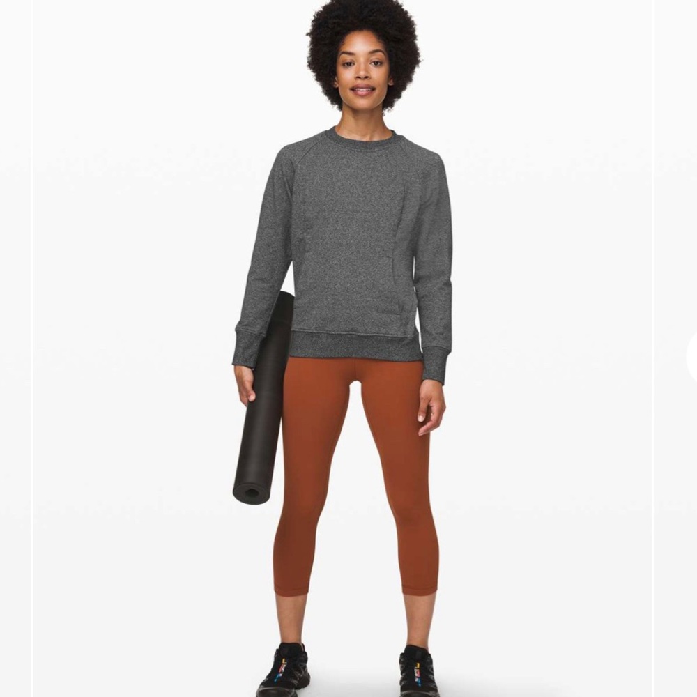Lululemon Scuba Crew size 4